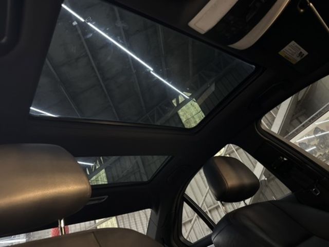 M-BENZ賓士 C300  第8張相片