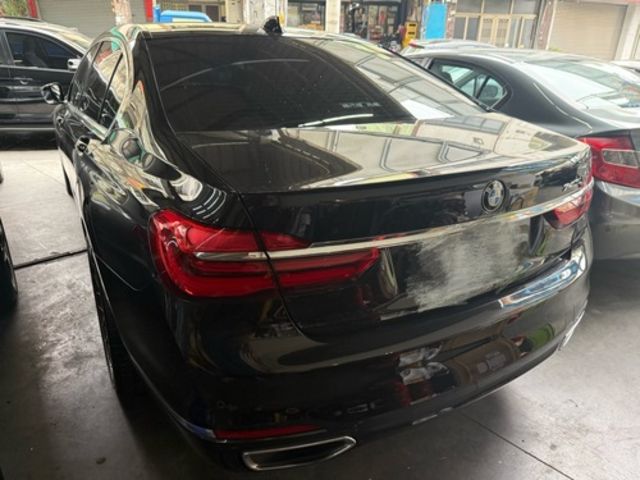 BMW寶馬 740LI  第2張相片