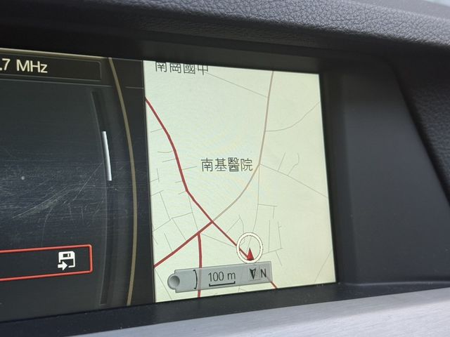 BMW寶馬 523  第6張相片