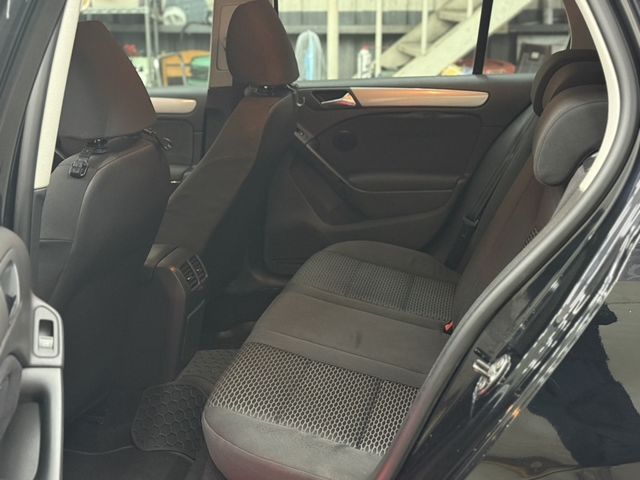 VOLKSWAGEN福斯 GOLF  第6張相片