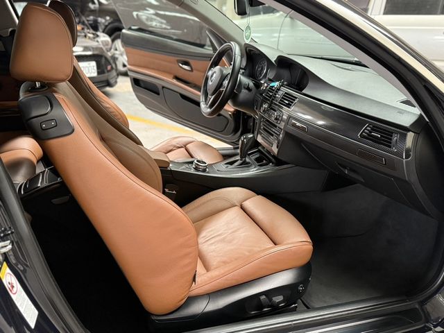 BMW寶馬 335I  第10張相片