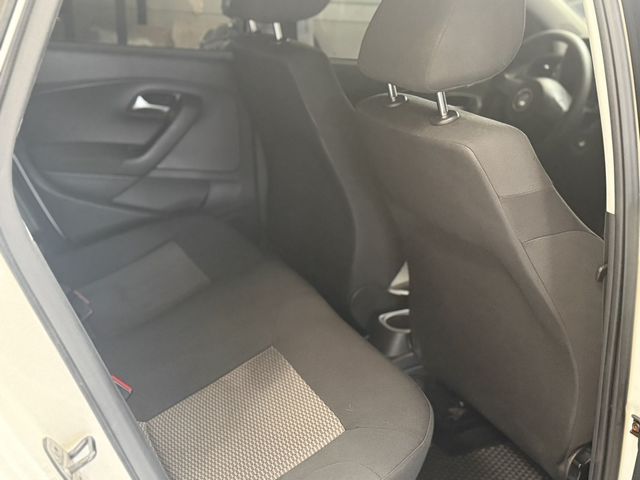 VOLKSWAGEN福斯 POLO  第7張相片