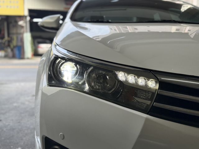 TOYOTA豐田 ALTIS  第5張相片