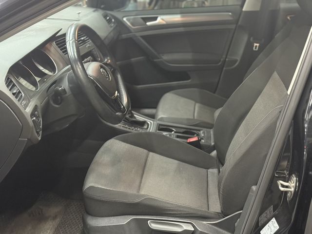 VOLKSWAGEN福斯 GOLF  第3張相片