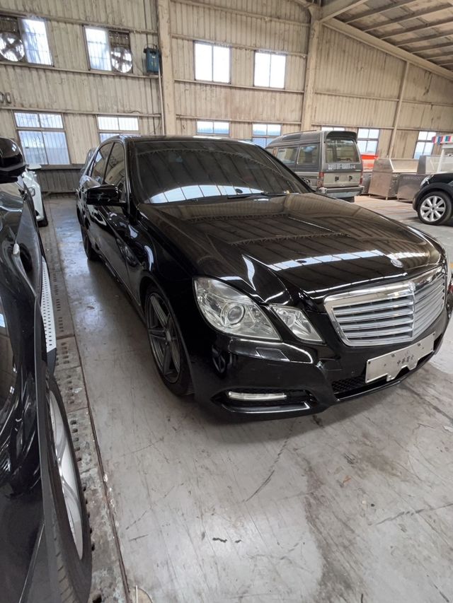 M-BENZ賓士 E250  第2張相片