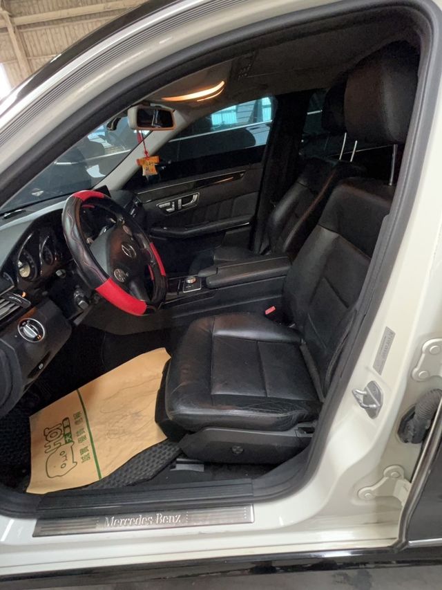 M-BENZ賓士 E250  第3張相片