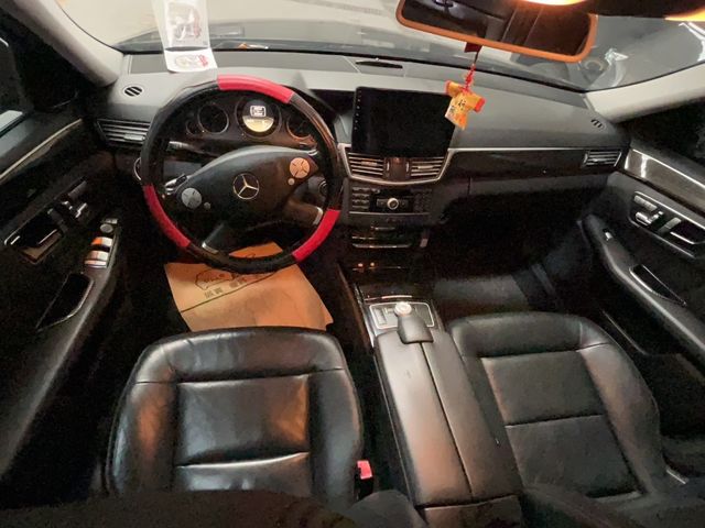 M-BENZ賓士 E250  第4張相片