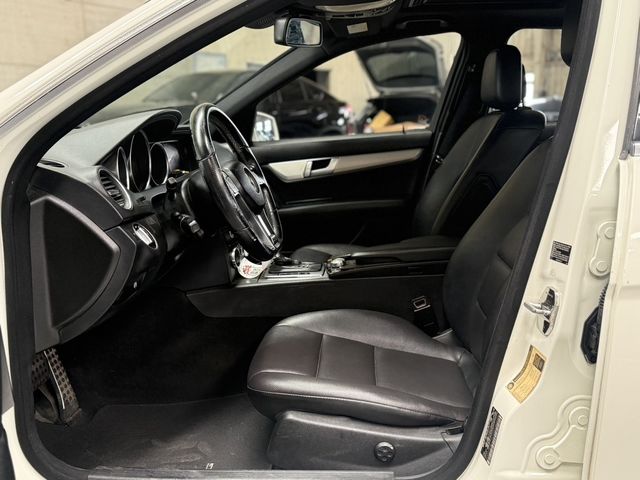 M-BENZ賓士 C250  第5張相片