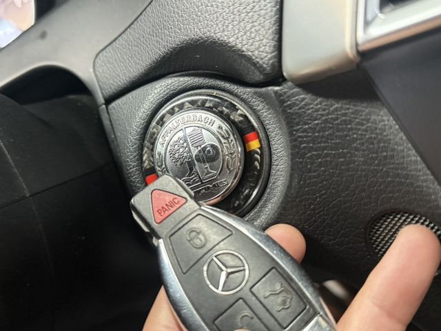 M-BENZ賓士 C250  第9張相片