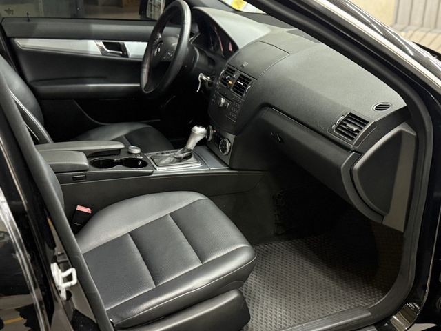 M-BENZ賓士 C300  第8張相片