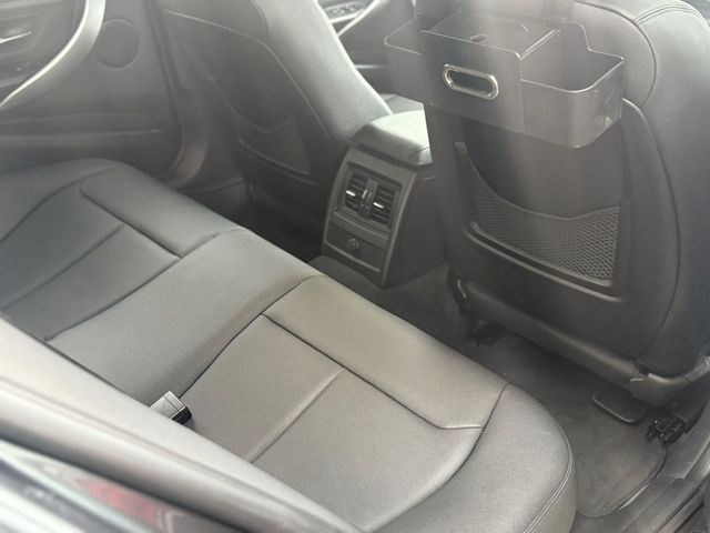 BMW寶馬 316I  第8張相片