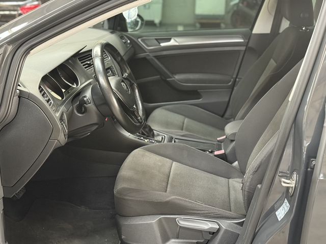 VOLKSWAGEN福斯 GOLF  第9張相片