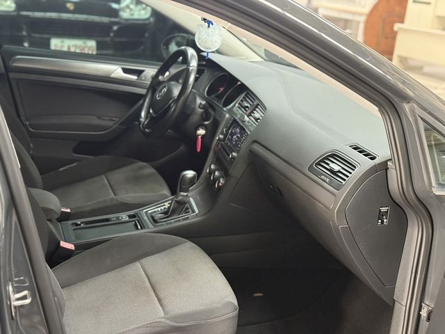 VOLKSWAGEN福斯 GOLF  第15張相片