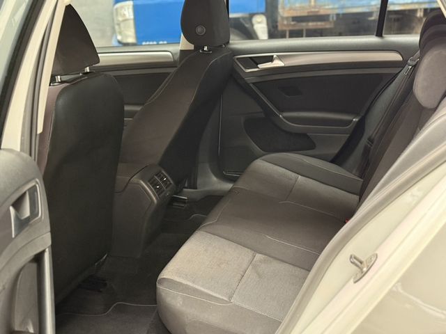VOLKSWAGEN福斯 GOLF  第11張相片