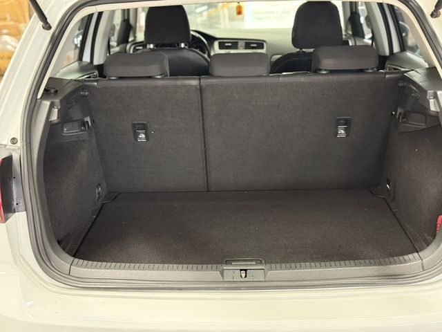 VOLKSWAGEN福斯 GOLF  第17張相片