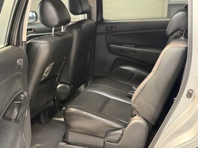 TOYOTA豐田 WISH  第6張相片