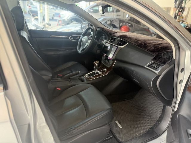 NISSAN日產 SENTRA  第8張相片