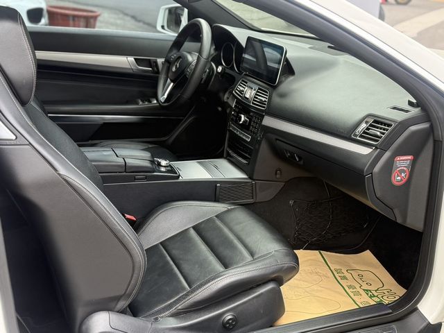 M-BENZ賓士 E250 COUPE  第9張相片