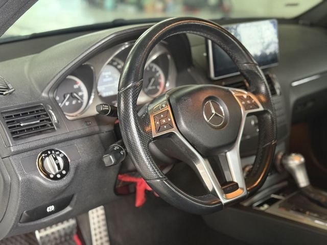 M-BENZ賓士 C300  第5張相片