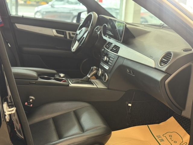 M-BENZ賓士 C250  第8張相片