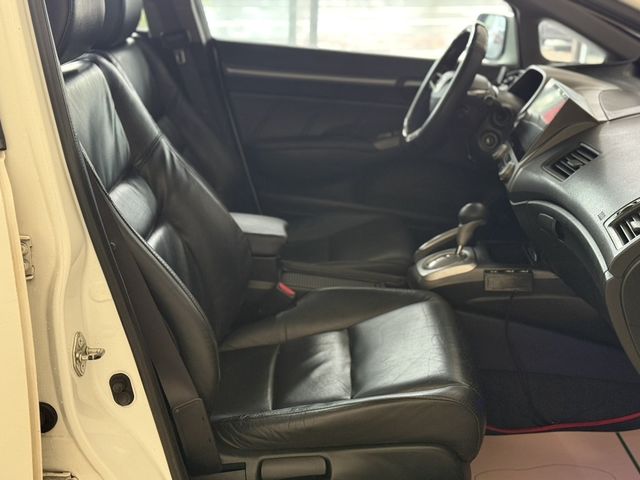 HONDA本田 CIVIC  第8張相片