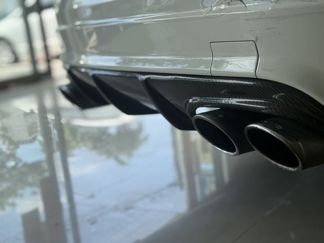 M-BENZ賓士 C300  第5張相片
