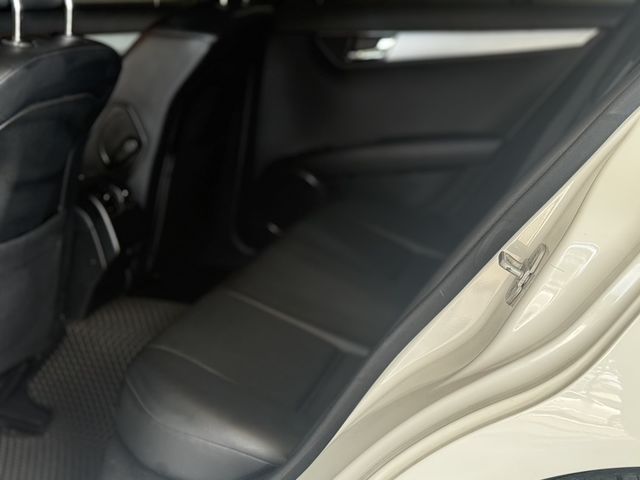 M-BENZ賓士 C300  第9張相片