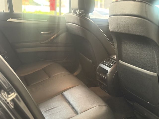 BMW寶馬 523I  第7張相片