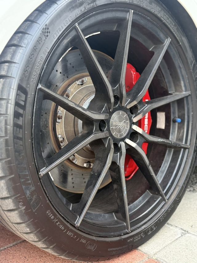 BMW寶馬 M3  第12張相片