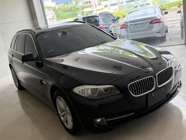 BMW寶馬 520I TOURING  第3張相片
