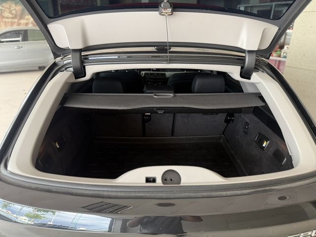 BMW寶馬 520I TOURING  第11張相片