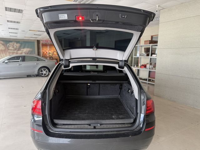 BMW寶馬 520I TOURING  第12張相片