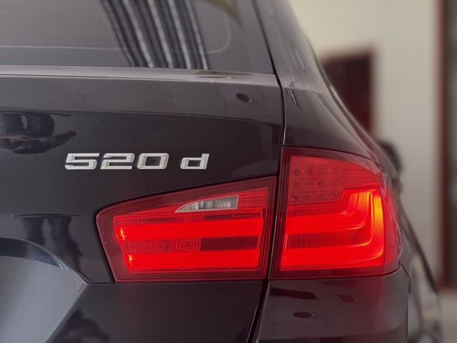 BMW寶馬 520I TOURING  第15張相片