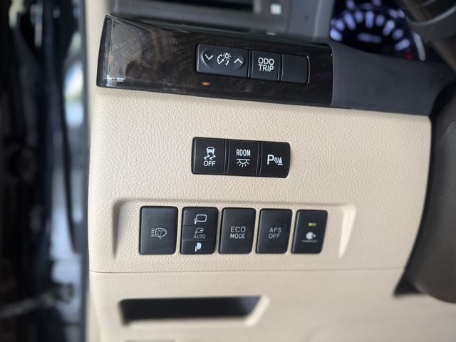 TOYOTA豐田 ALPHARD  第13張相片