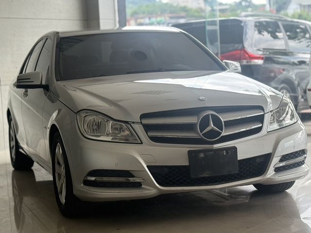 M-BENZ賓士 C180  第3張相片