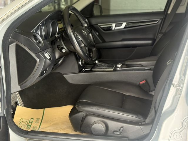 M-BENZ賓士 C180  第5張相片