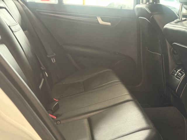M-BENZ賓士 C180  第7張相片