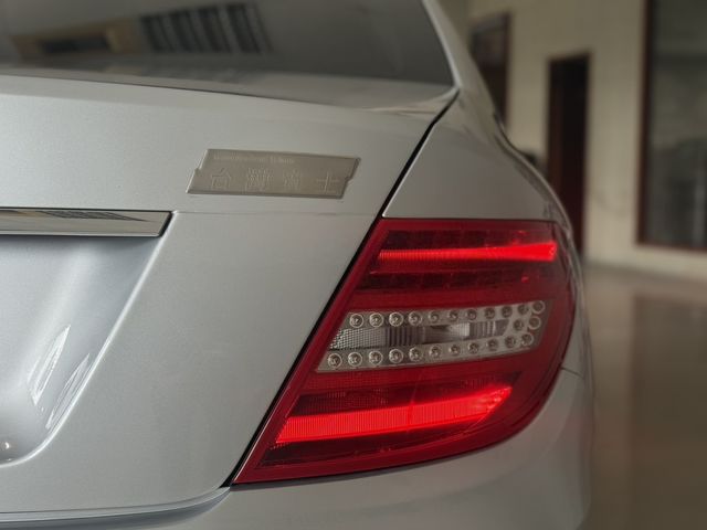 M-BENZ賓士 C180  第10張相片