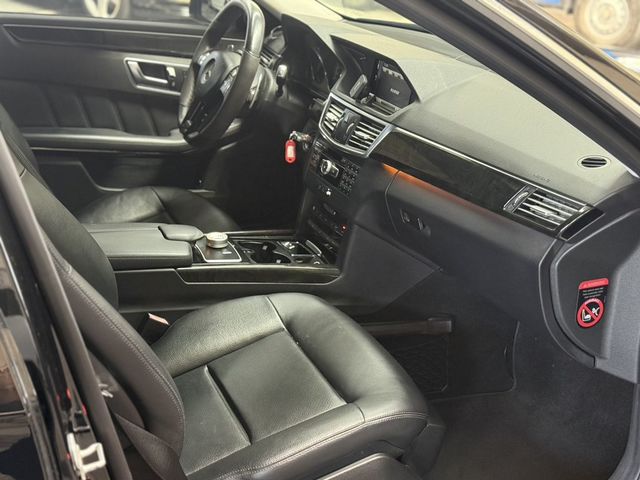 M-BENZ賓士 E220D  第8張相片