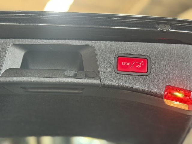 M-BENZ賓士 E220D  第10張相片