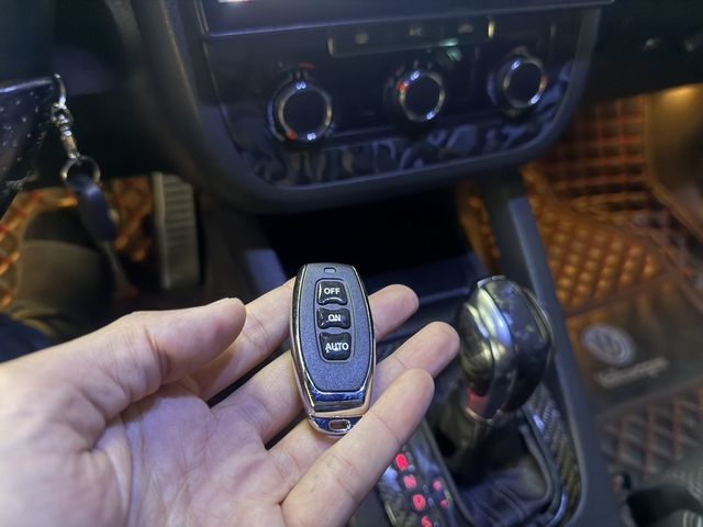 VOLKSWAGEN福斯 SCIROCCO  第12張相片