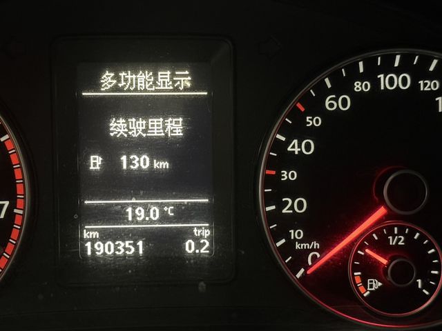 VOLKSWAGEN福斯 SCIROCCO  第13張相片