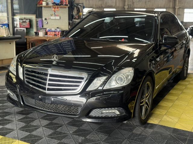 M-BENZ賓士 E300  第1張相片