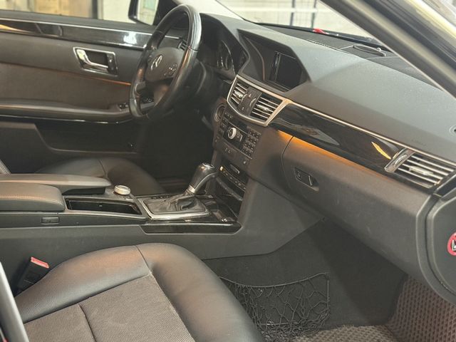 M-BENZ賓士 E300  第8張相片