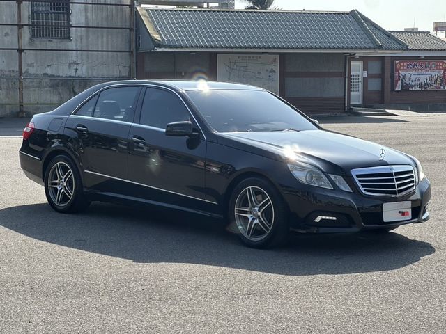 M-BENZ賓士 E250  第3張相片