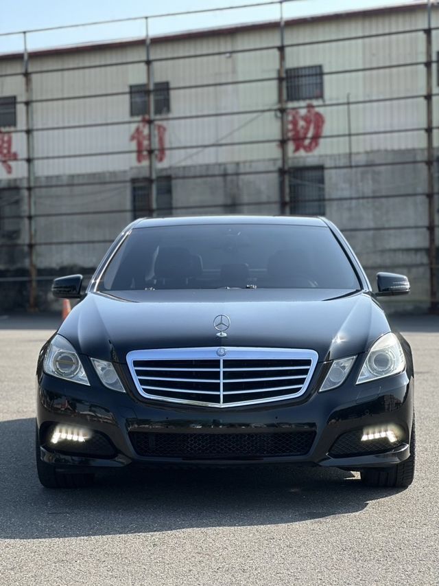 M-BENZ賓士 E250  第5張相片