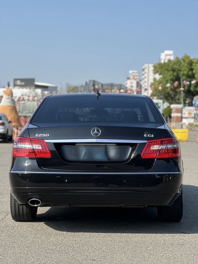 M-BENZ賓士 E250  第6張相片