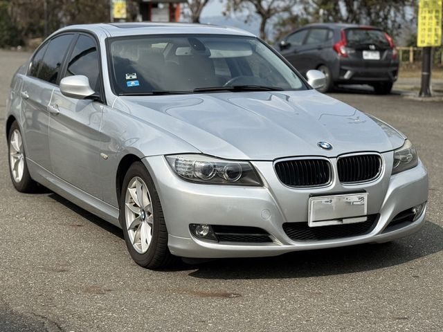 BMW寶馬 320I LCI  第3張相片