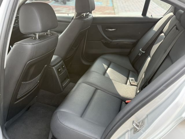 BMW寶馬 320I LCI  第8張相片