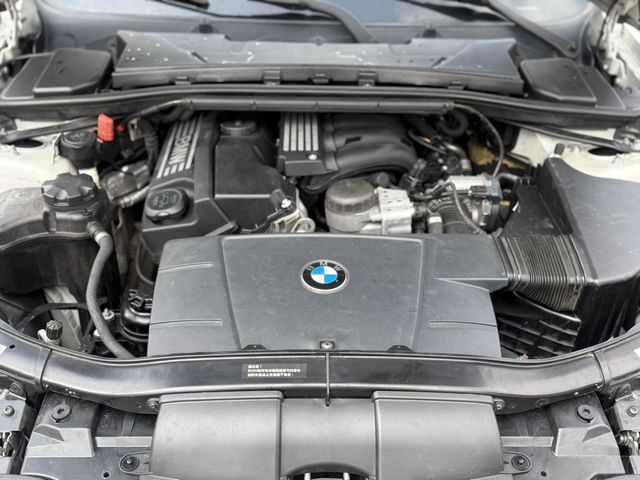 BMW寶馬 320I LCI  第11張相片
